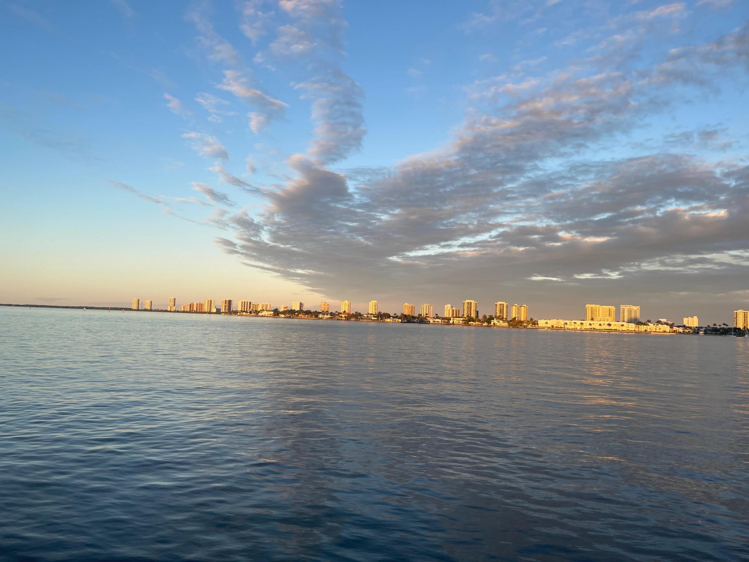 WILSHIRE WEST CONDOS - Residential Lease