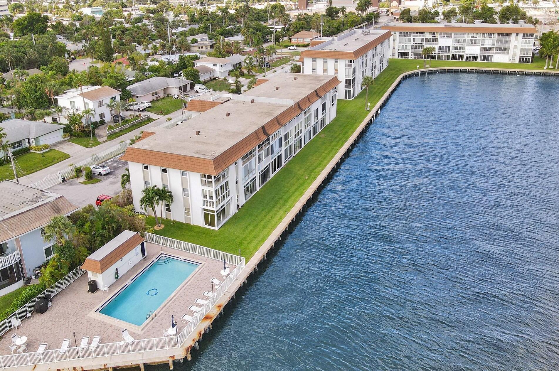 WILSHIRE WEST CONDOS - Residential Lease