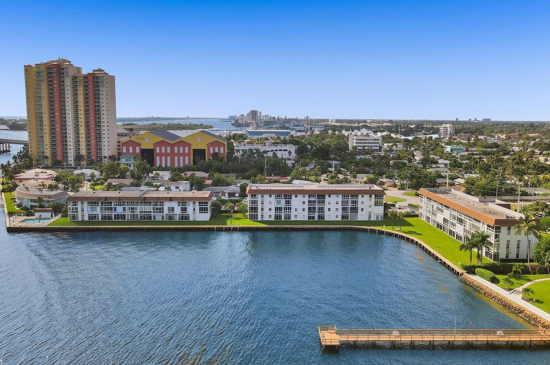 WILSHIRE WEST CONDOS - Residential Lease