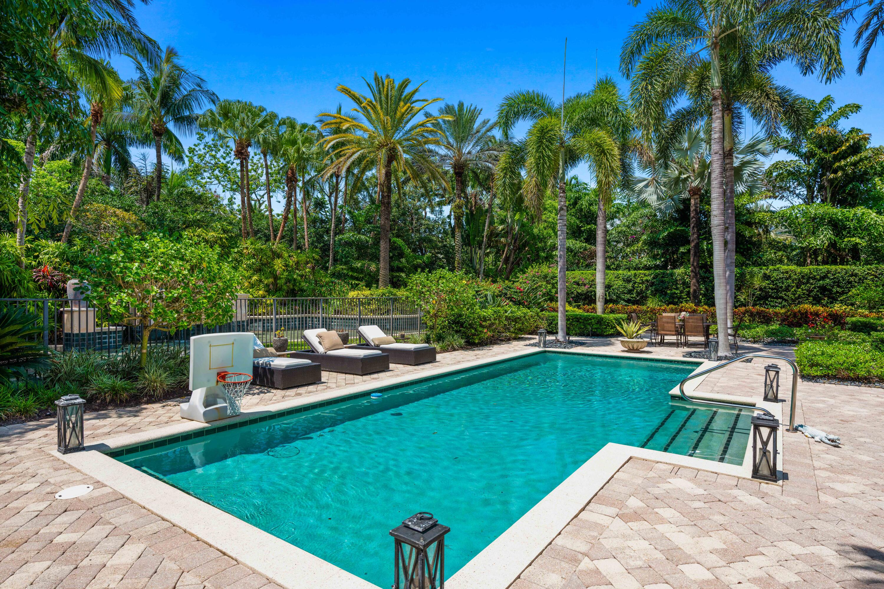 OLD PALM 4 - Residential