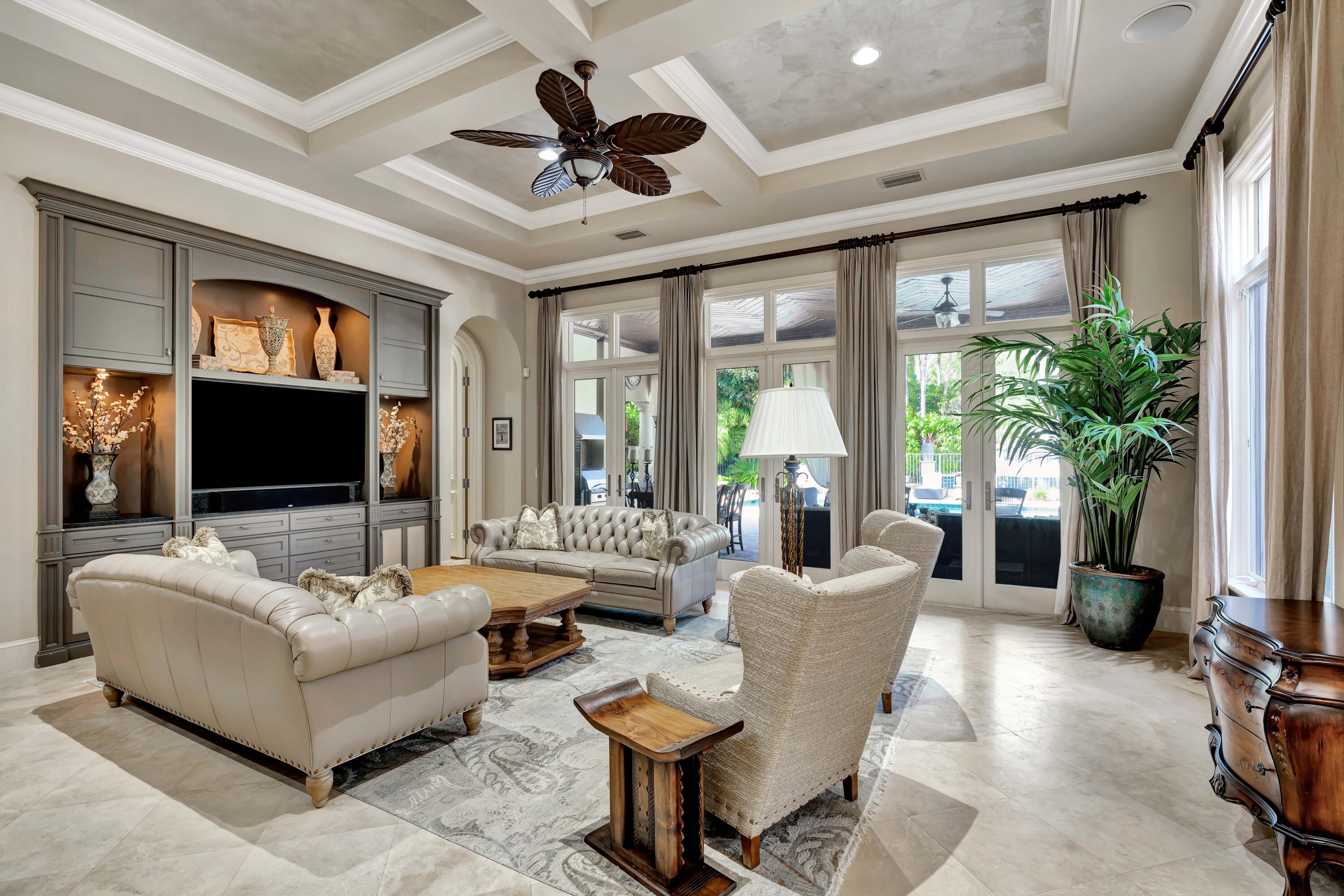 OLD PALM 4 - Residential