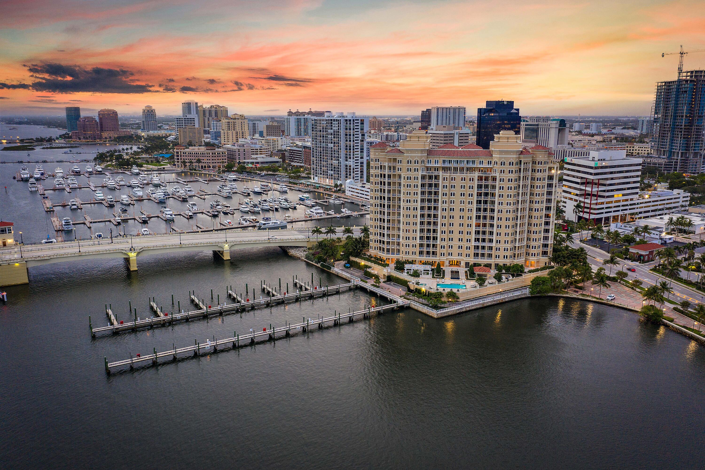 ONE WATERMARK PLACE OF THE PALM BEACHES CONDOMINIU - Residential