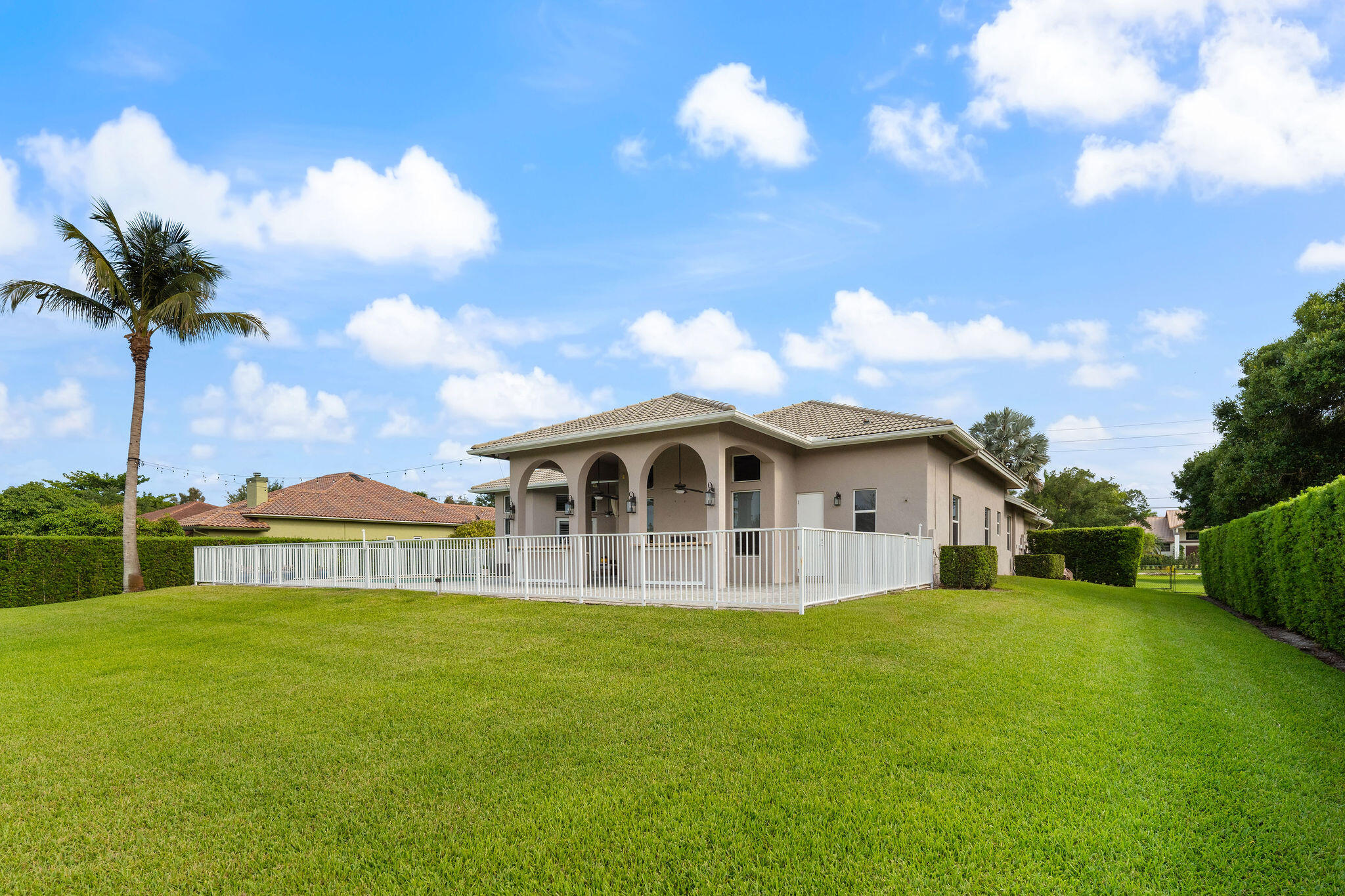 SECLUDED ACRES - Residential