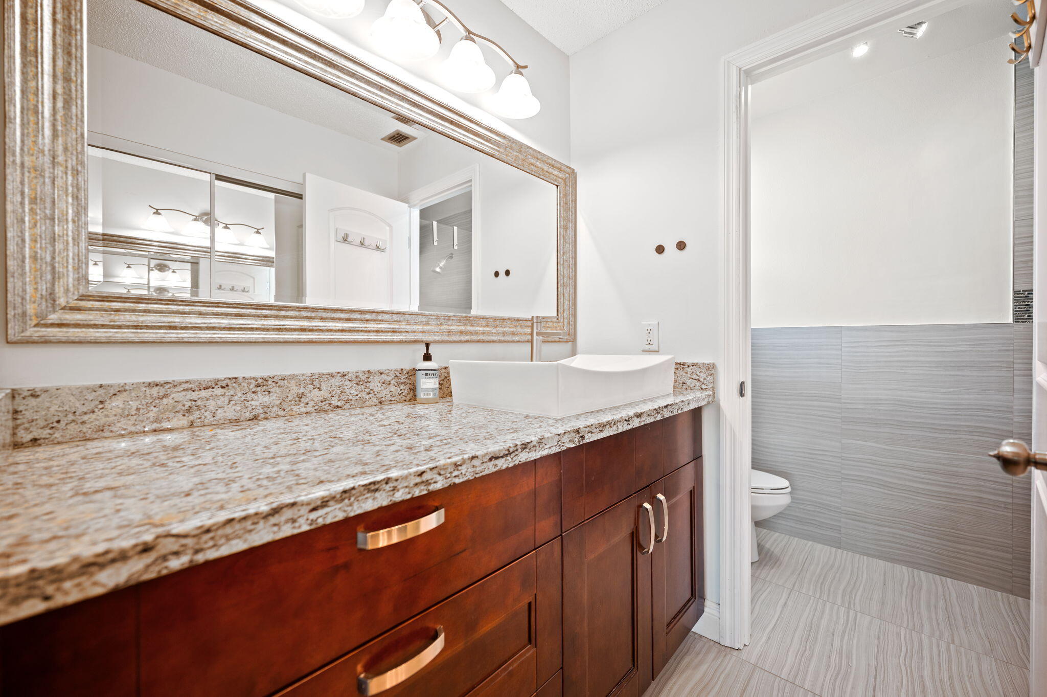 WATERFORD - Residential