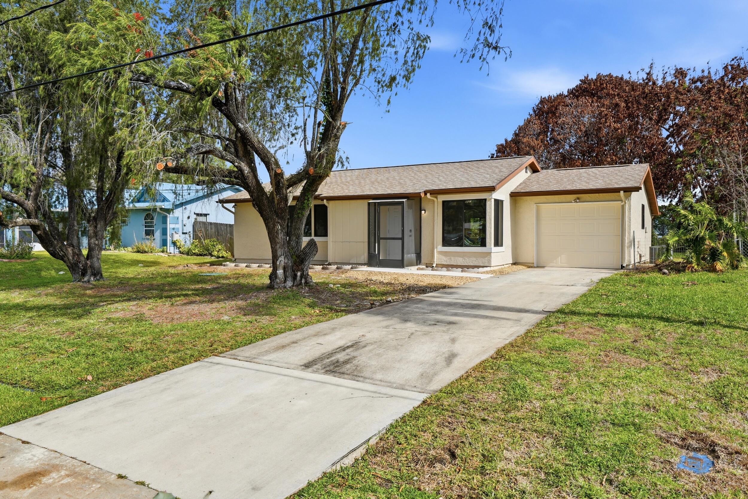 PORT ST LUCIE SECTION 25 - Residential