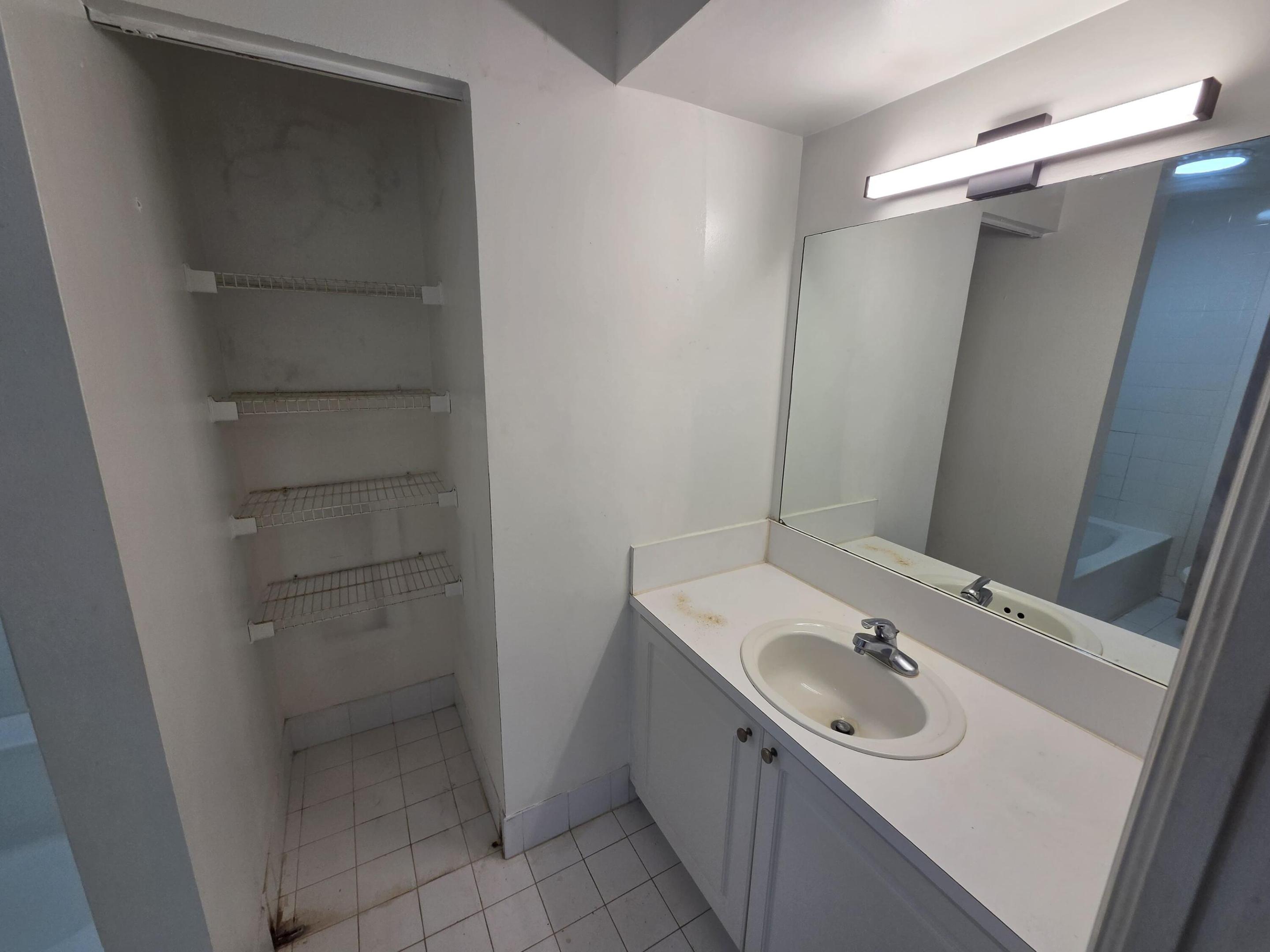 St Andrews Condo - Residential