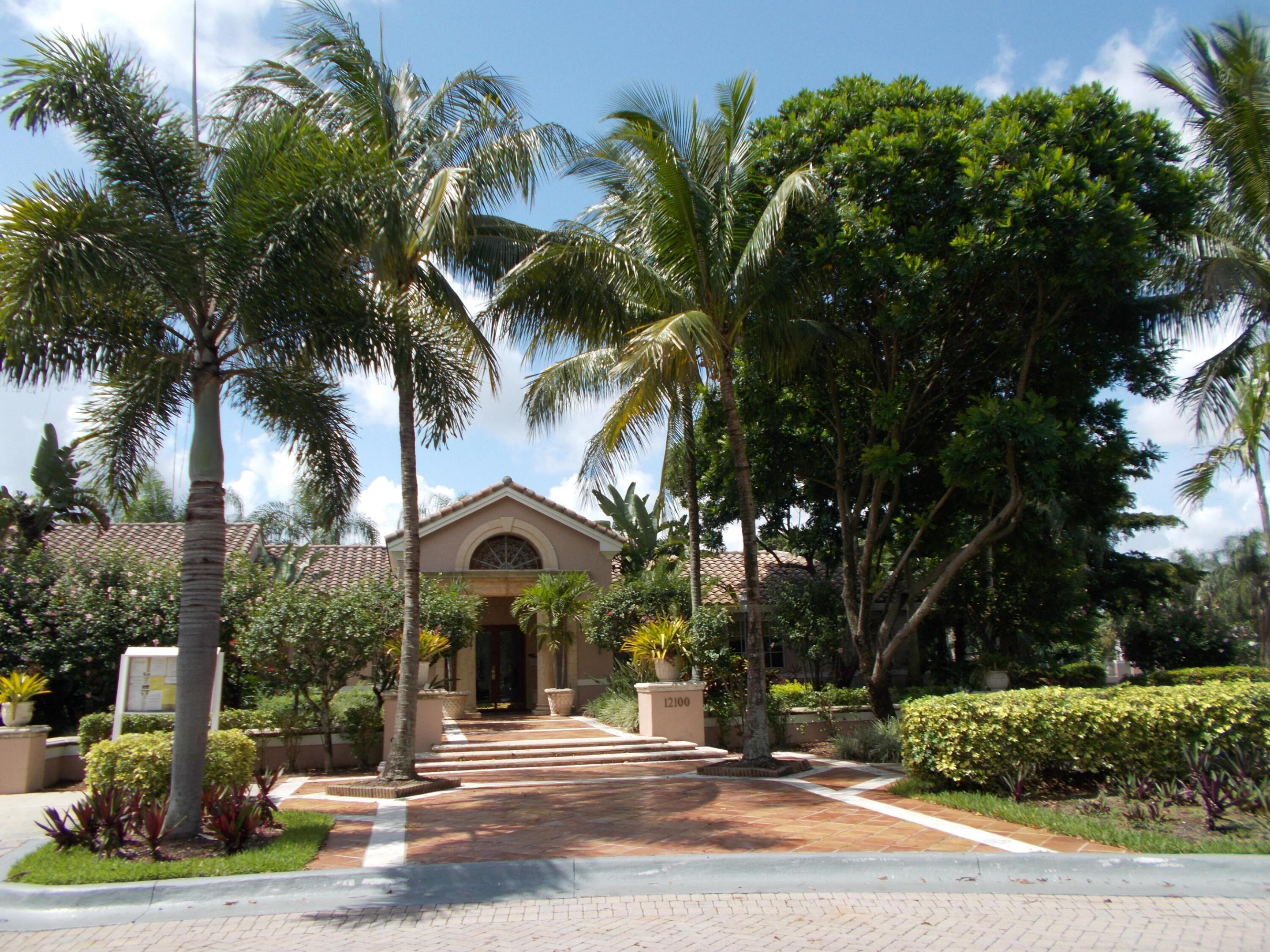 St Andrews Condo - Residential