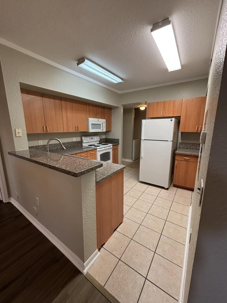 BELMONT AT NORTH LAUDERDALE - Residential Lease