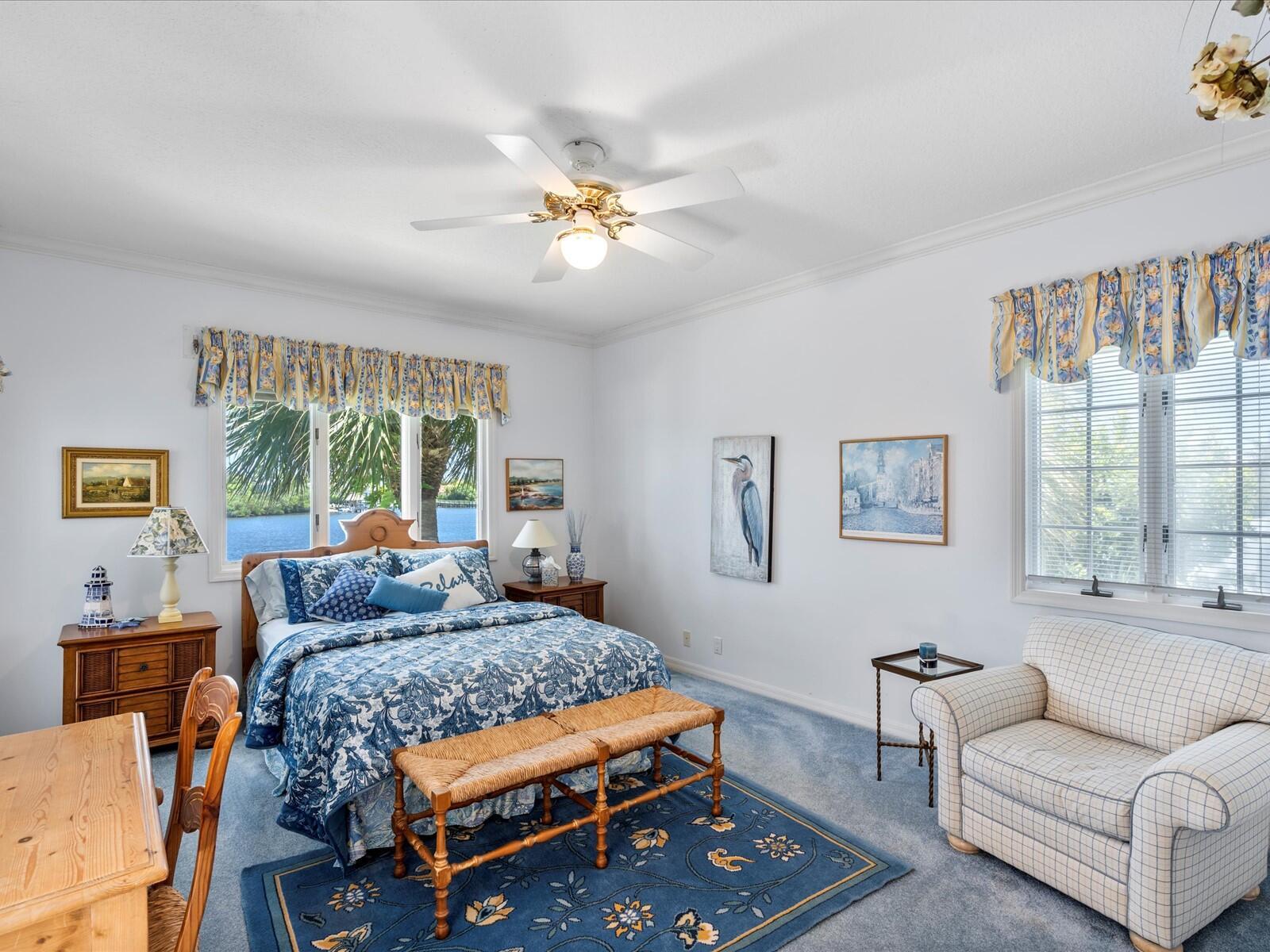 COUNTRY CLUB POINT - Residential