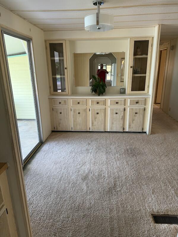 SPANISH LAKES GOLF VILLAGE - Residential