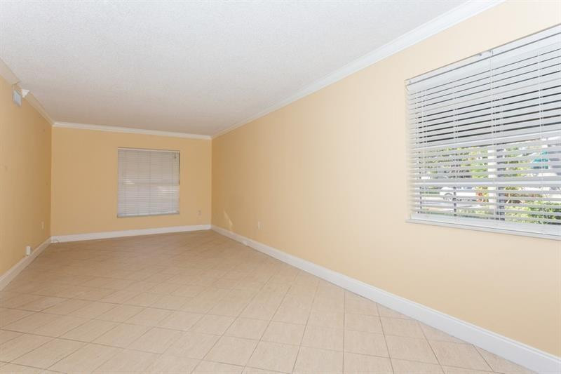 FLAMINGO GARDENS PHASE FOUR - Residential Lease