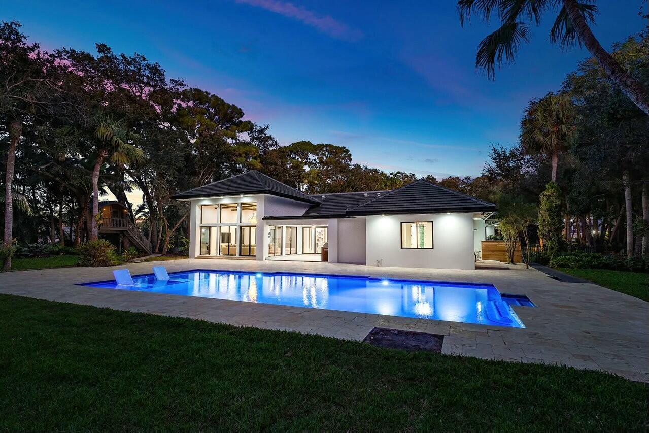 FOXE CHASE - Residential