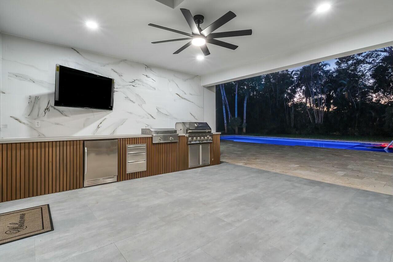 FOXE CHASE - Residential