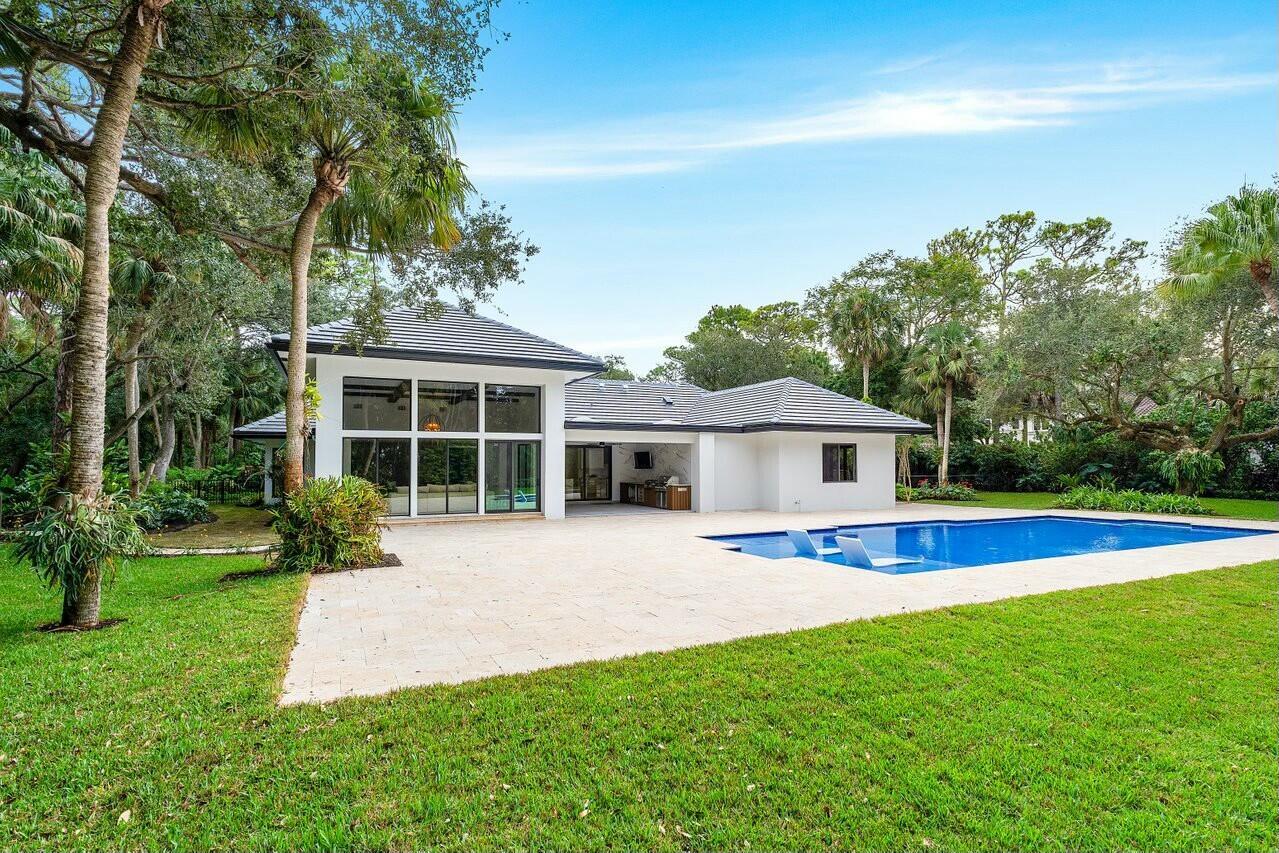FOXE CHASE - Residential