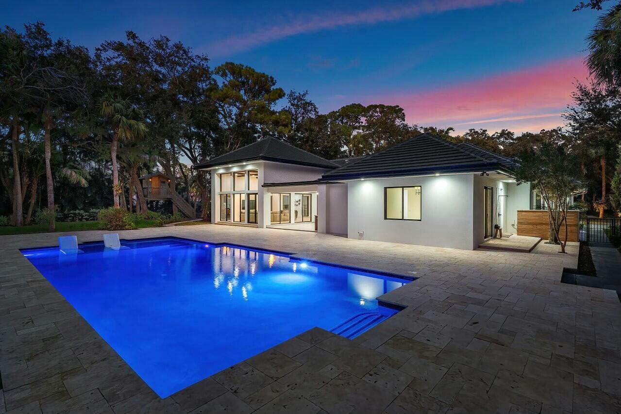 FOXE CHASE - Residential