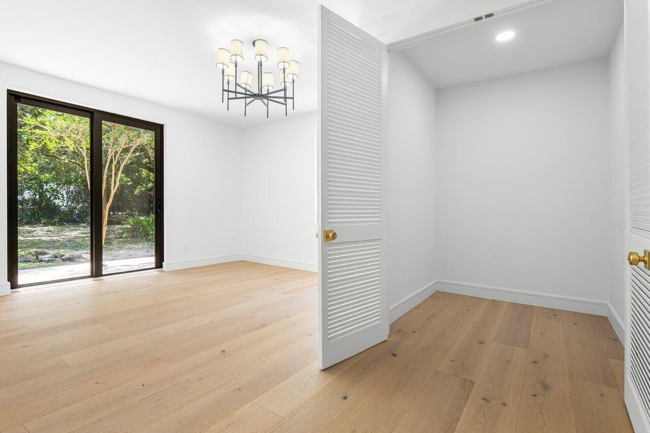FOXE CHASE - Residential