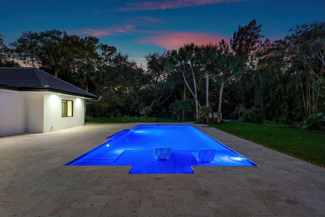 FOXE CHASE - Residential