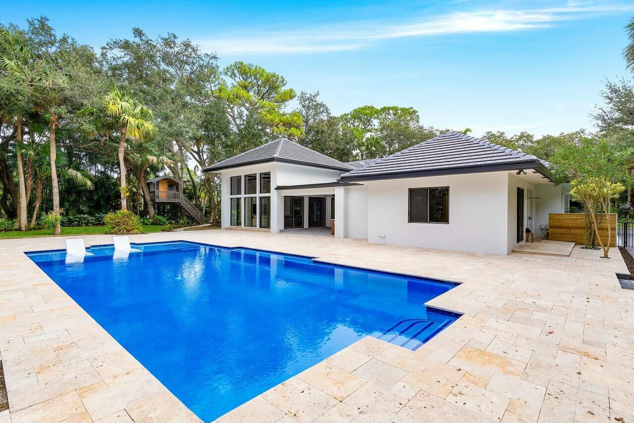FOXE CHASE - Residential