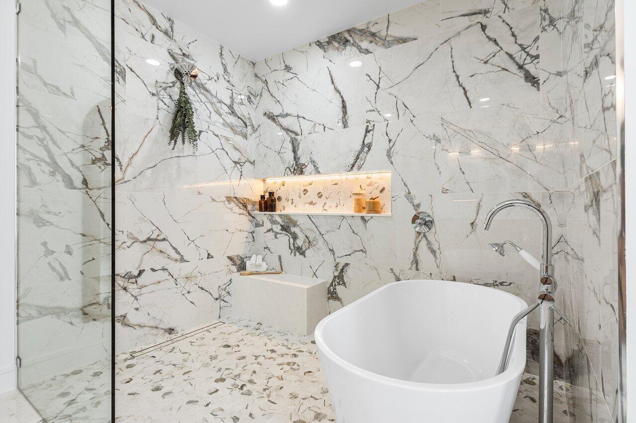 FOXE CHASE - Residential