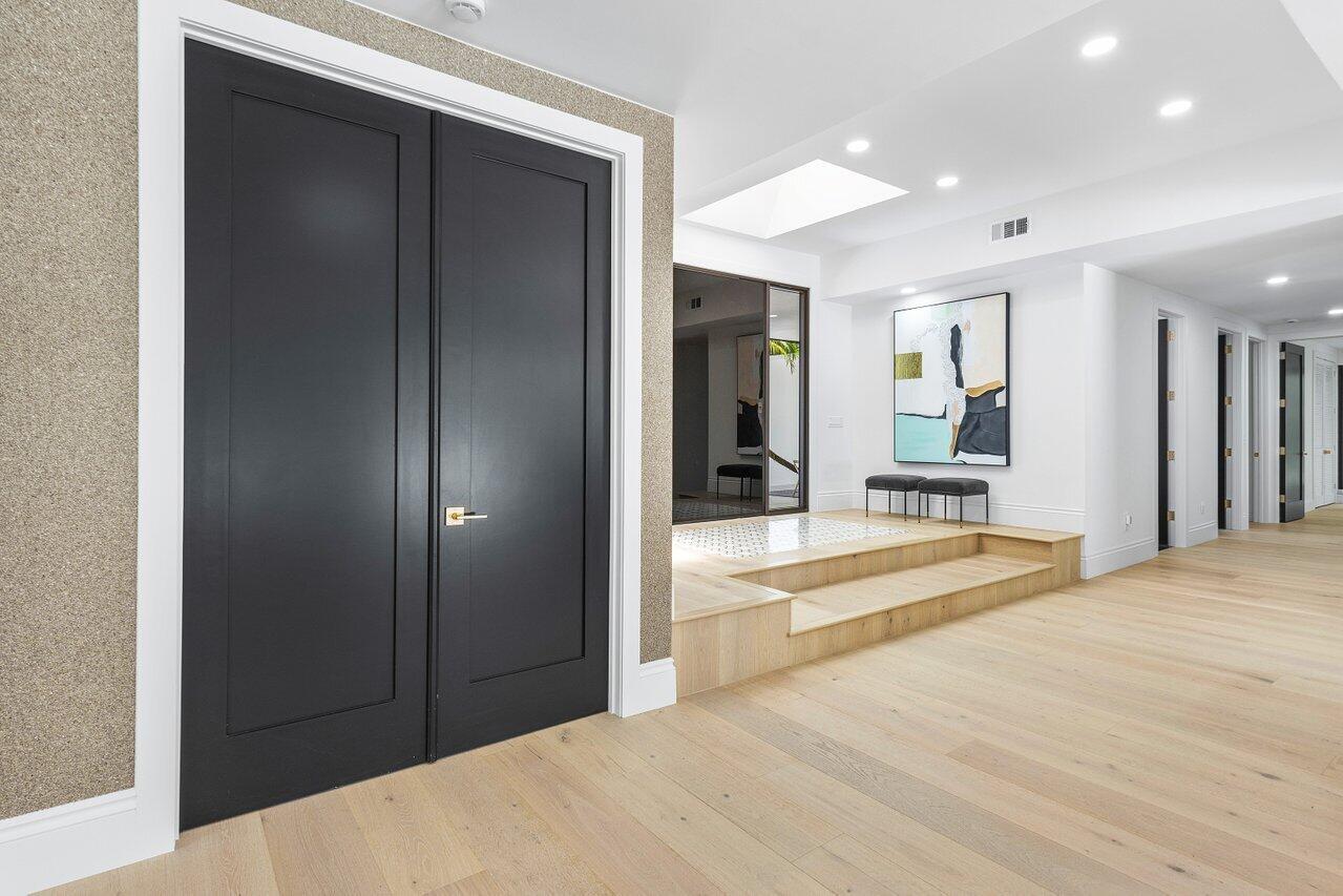FOXE CHASE - Residential
