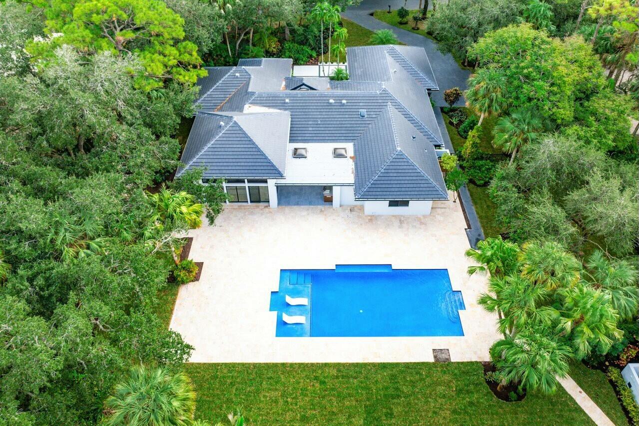 FOXE CHASE - Residential