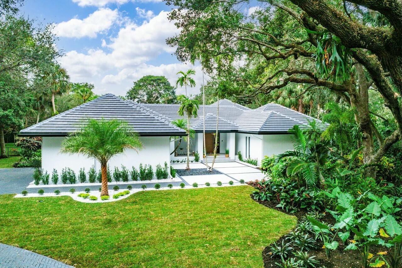 FOXE CHASE - Residential
