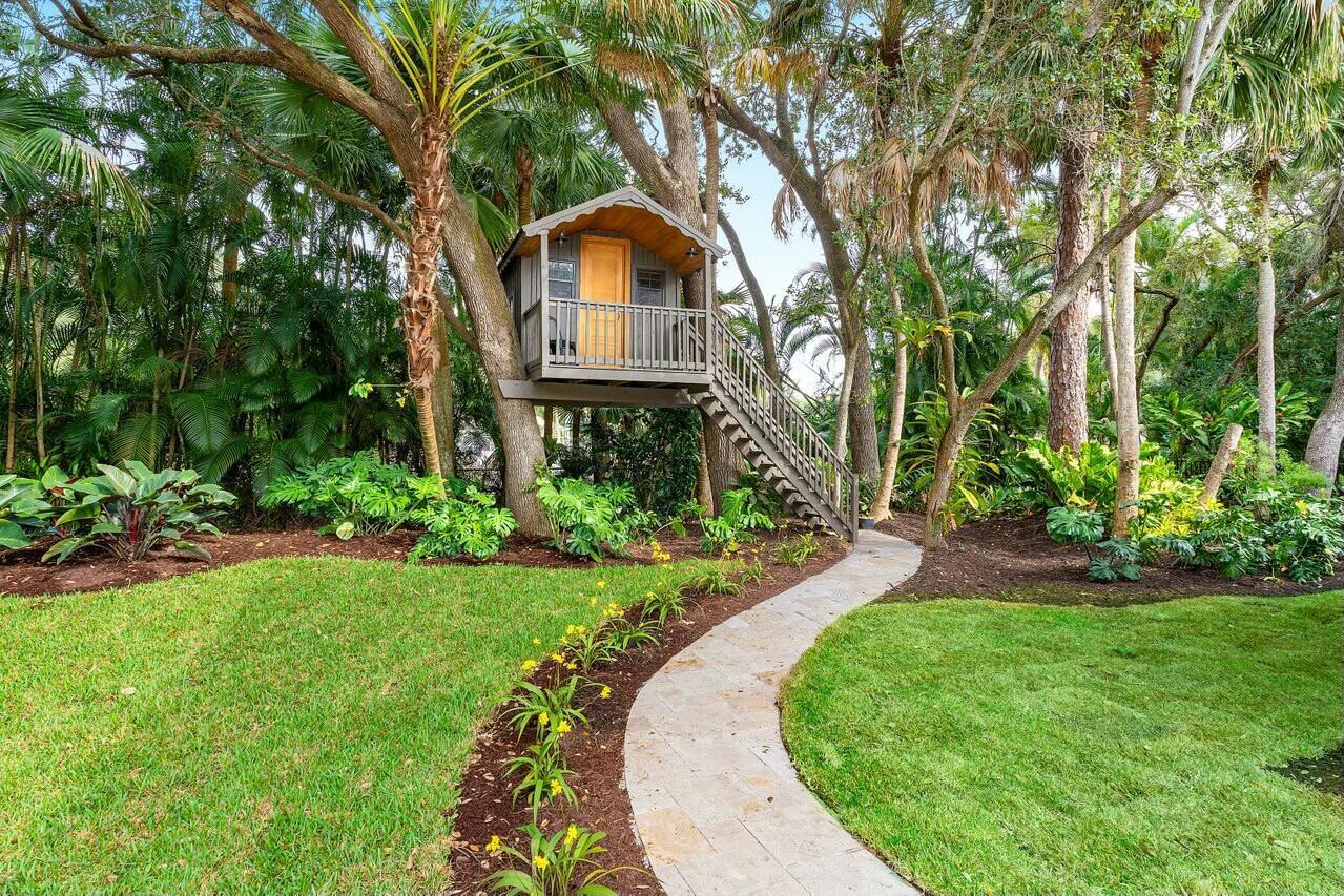 FOXE CHASE - Residential