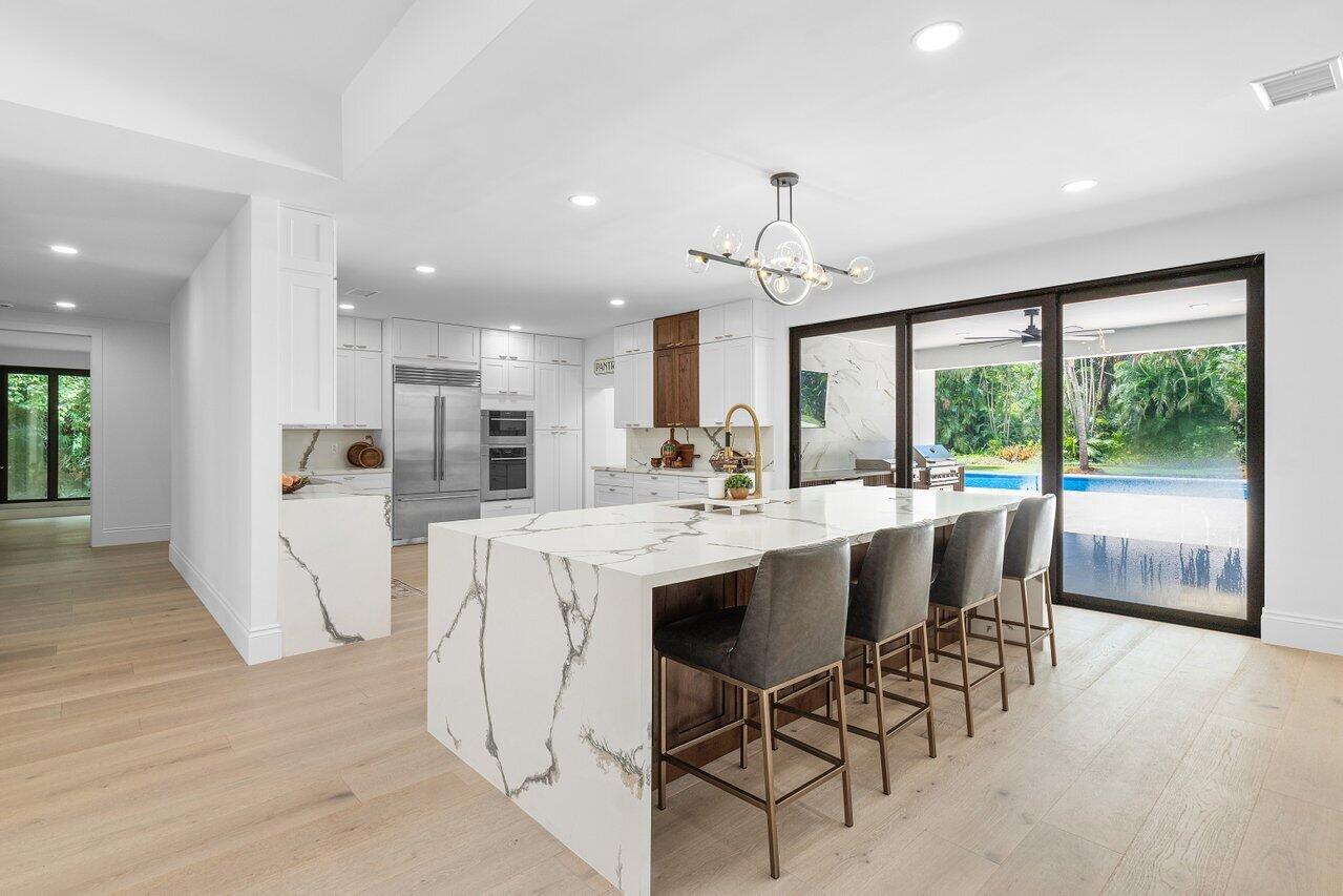 FOXE CHASE - Residential