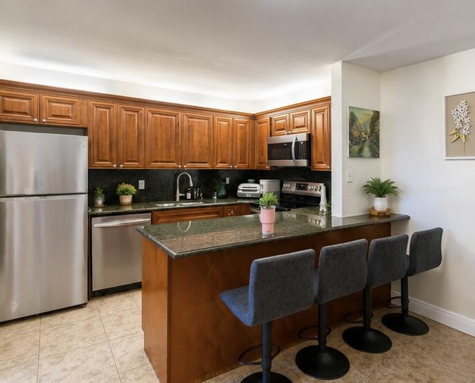 LAKEWOOD OF PALM SPRINGS - Residential