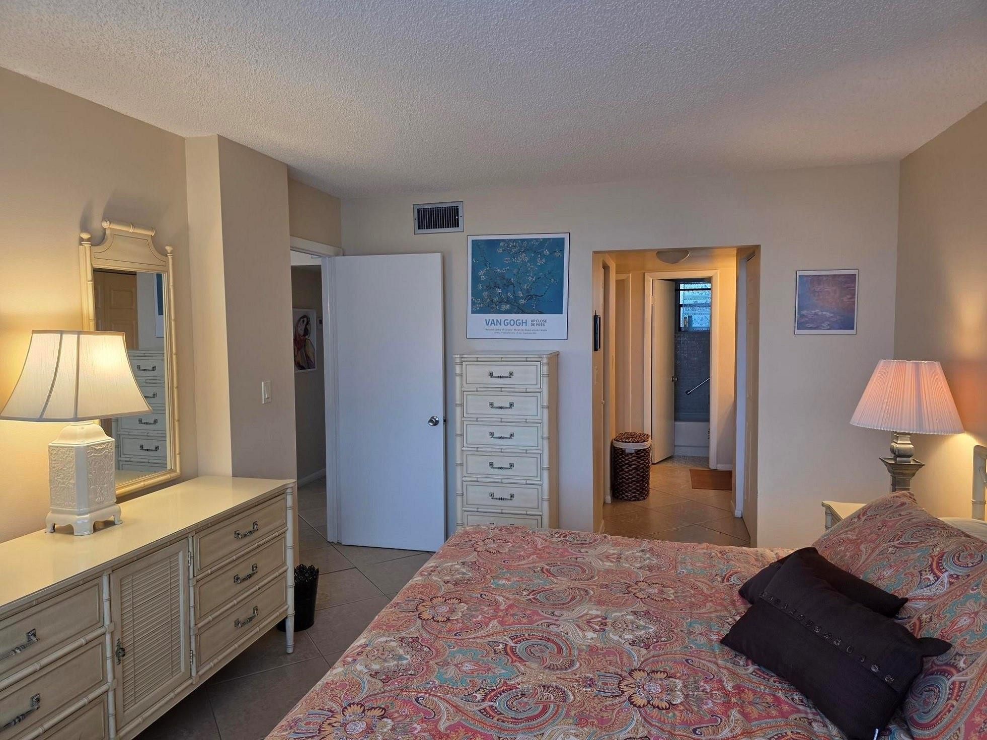 COLONY POINT - Residential