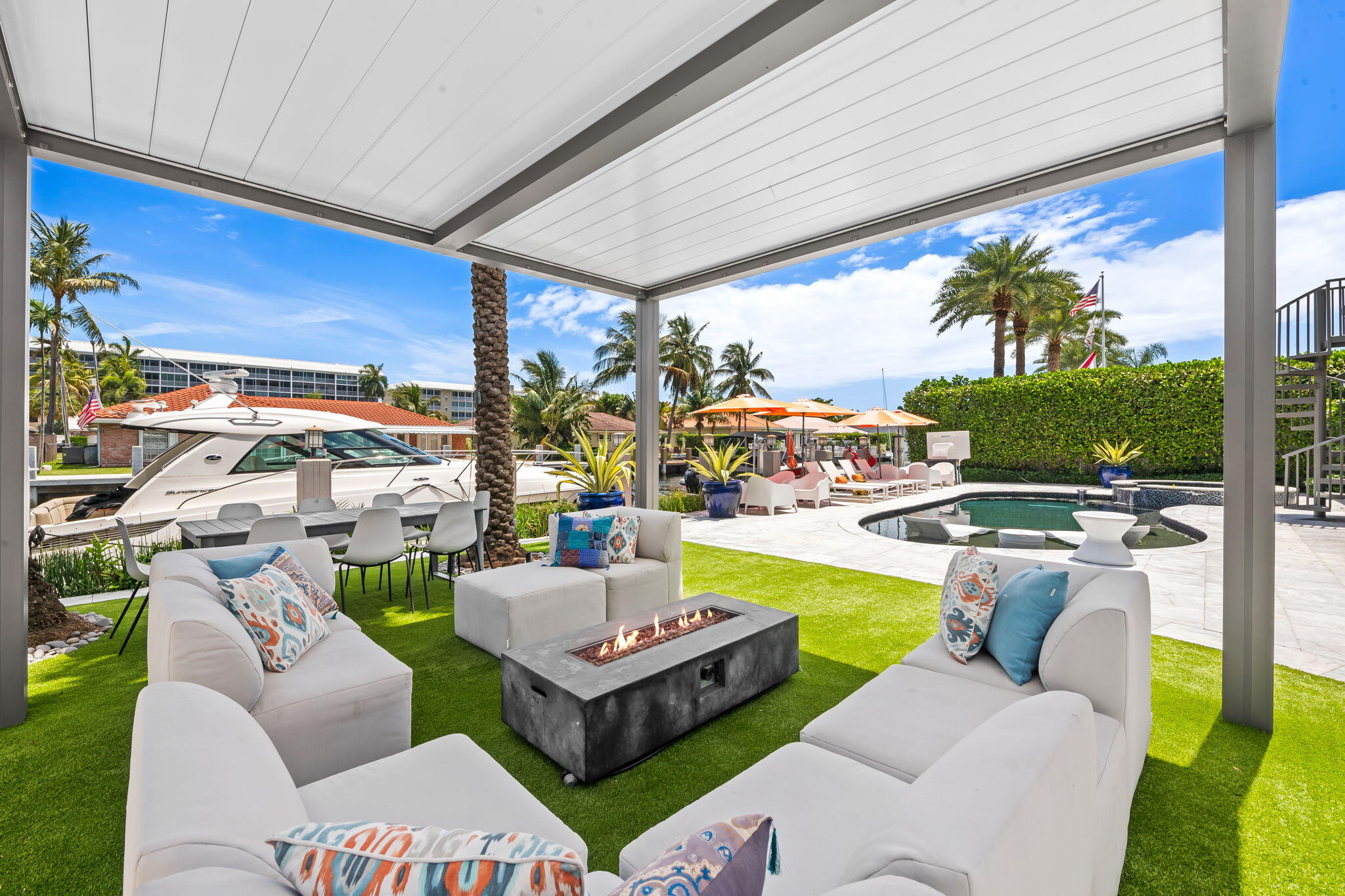 CORAL RIDGE COUNTRY CLUB - Residential