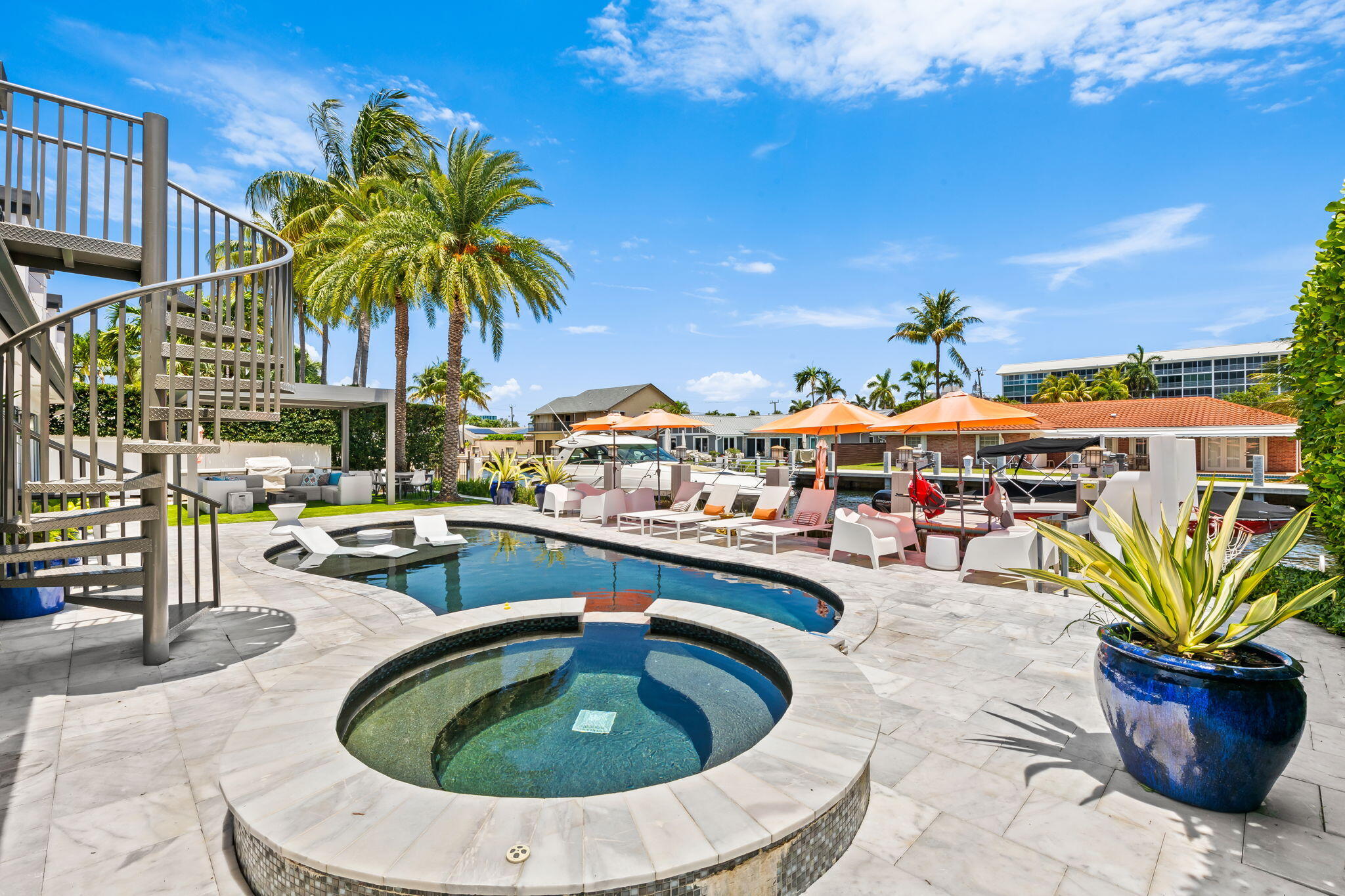 CORAL RIDGE COUNTRY CLUB - Residential