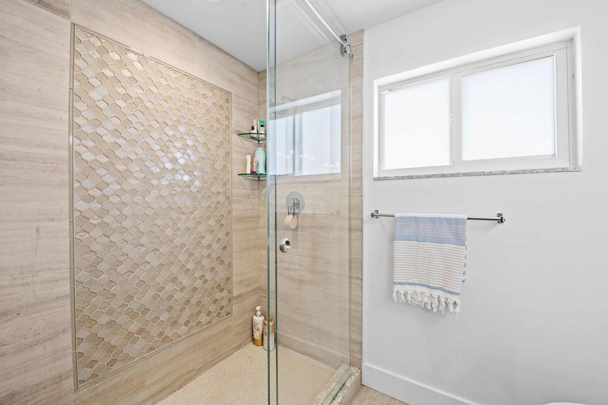 CORAL RIDGE COUNTRY CLUB - Residential