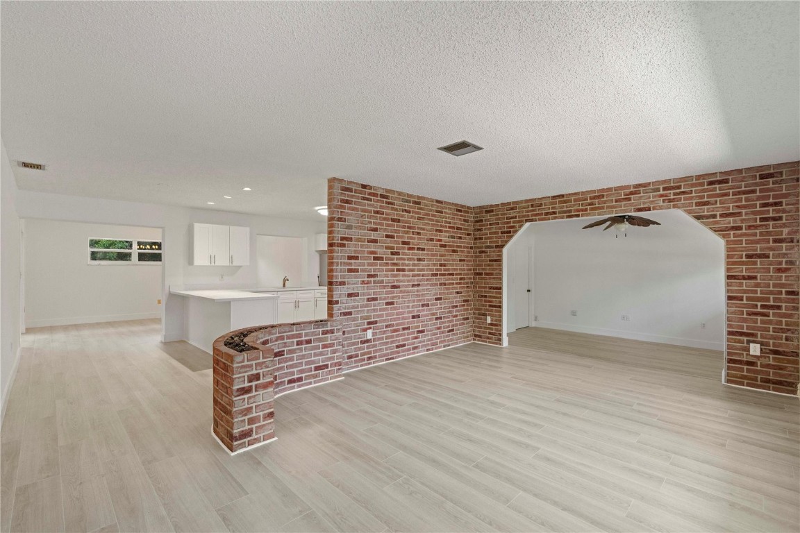 Fla Fruit Lands Co Sub 1 - Residential Lease
