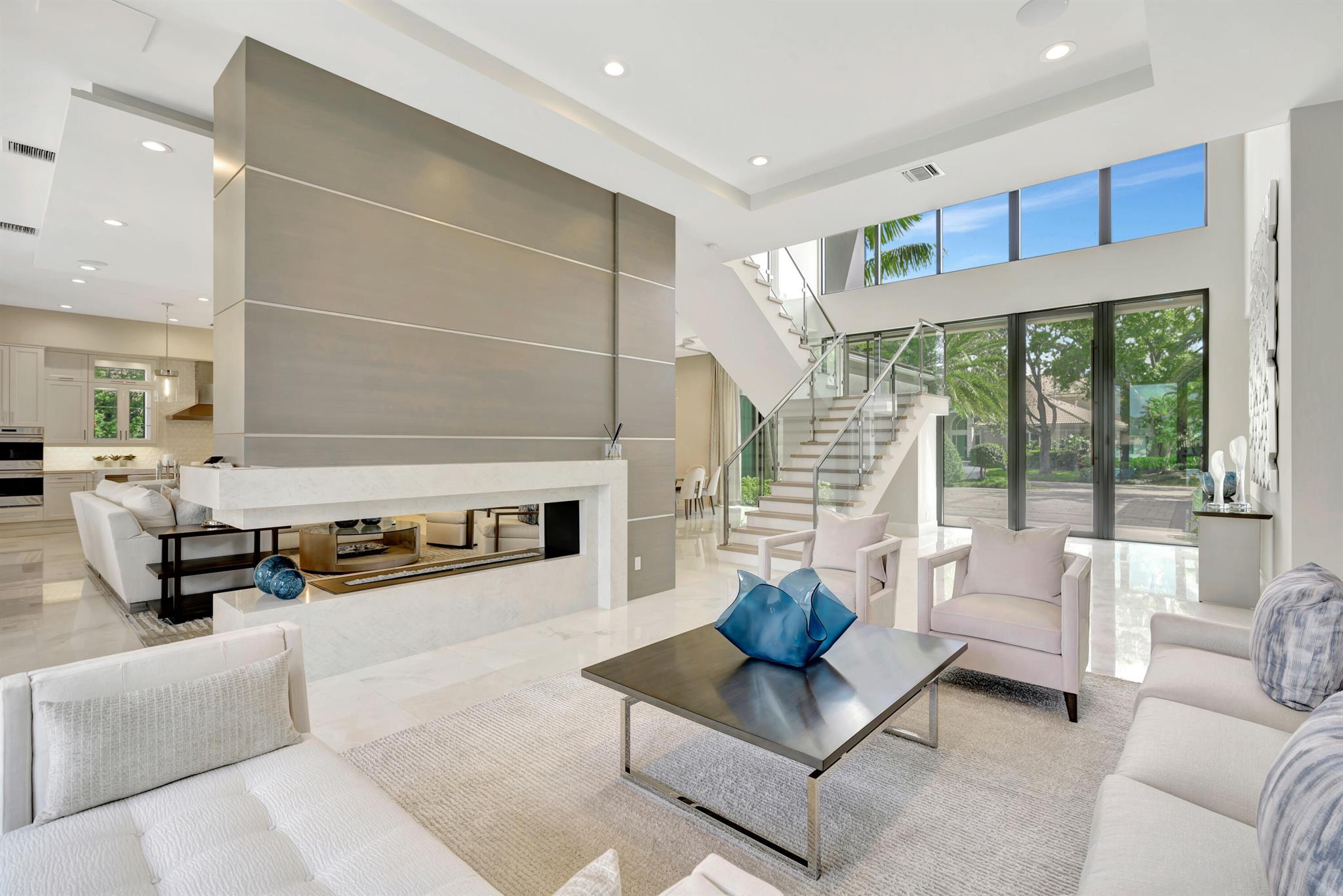 ADMIRALS COVE - Residential
