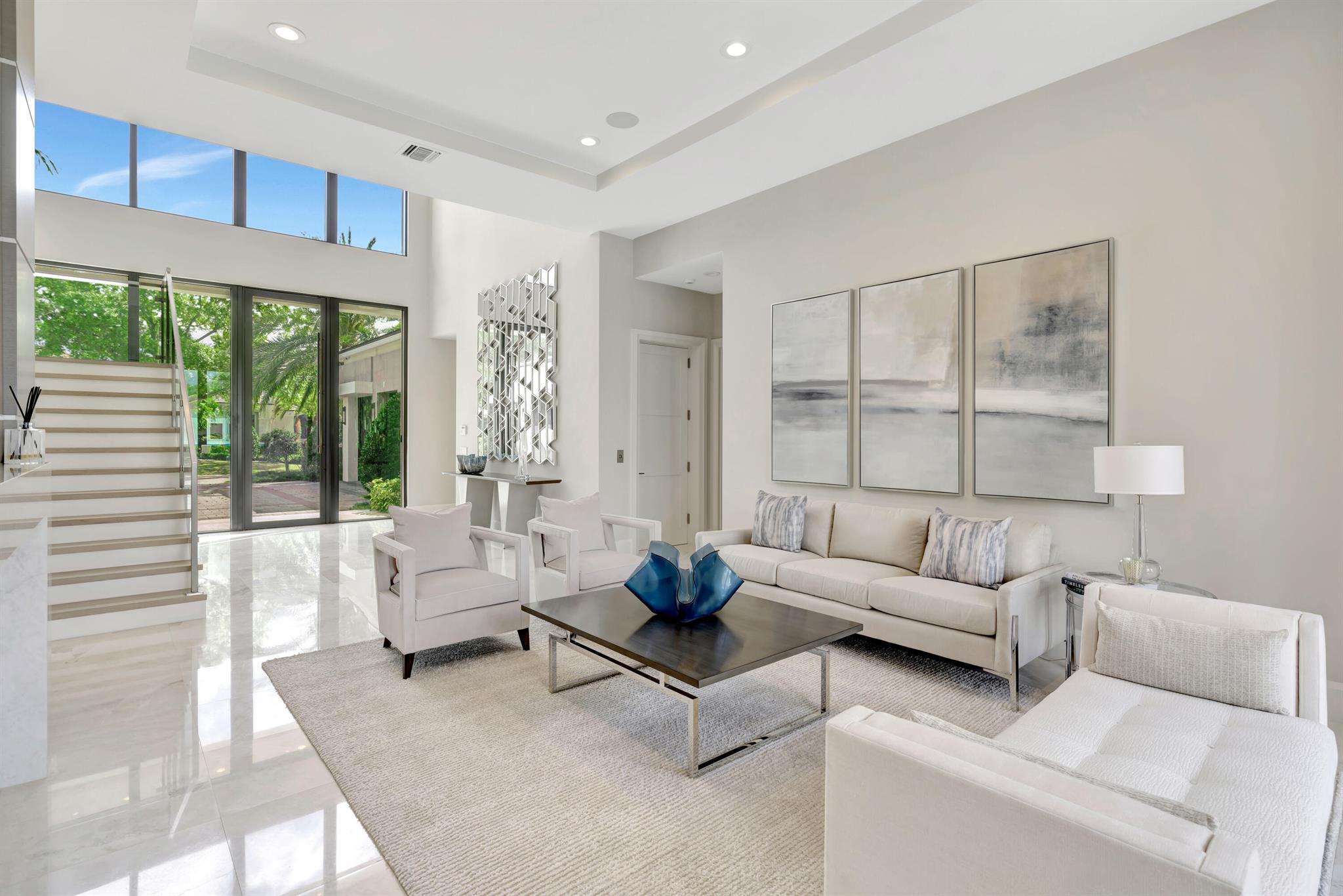 ADMIRALS COVE - Residential