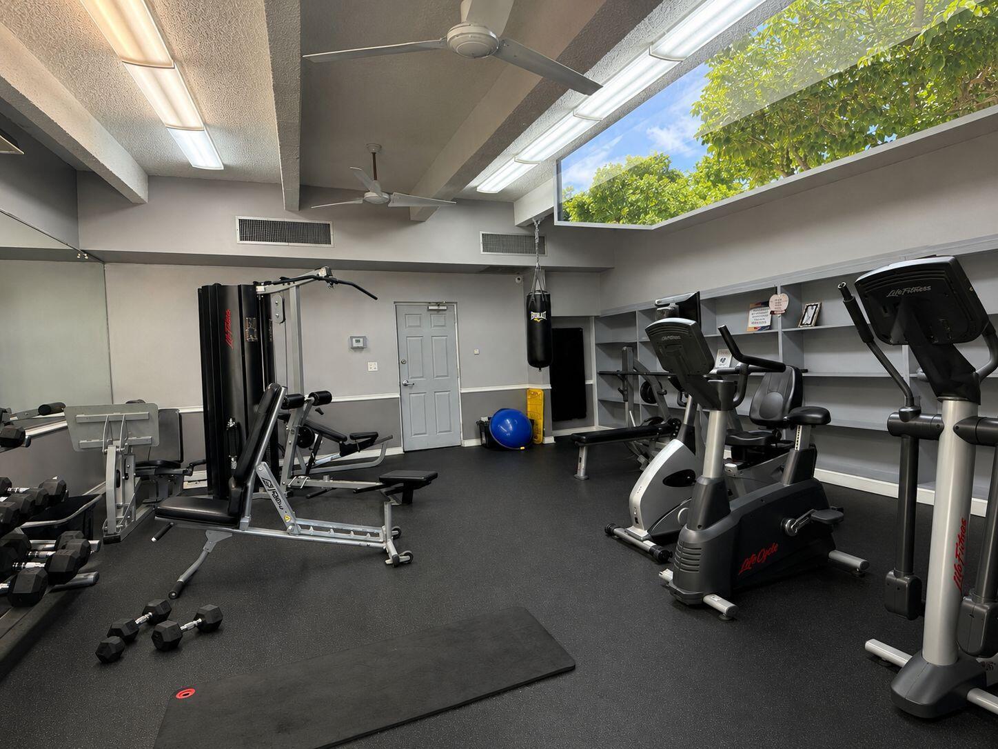 BRAVURA II CONDO - Residential Lease