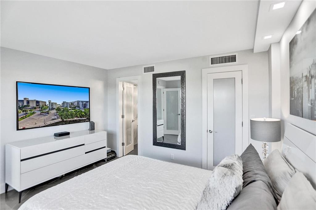 Hillsboro Island House - Residential
