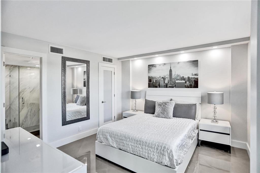 Hillsboro Island House - Residential