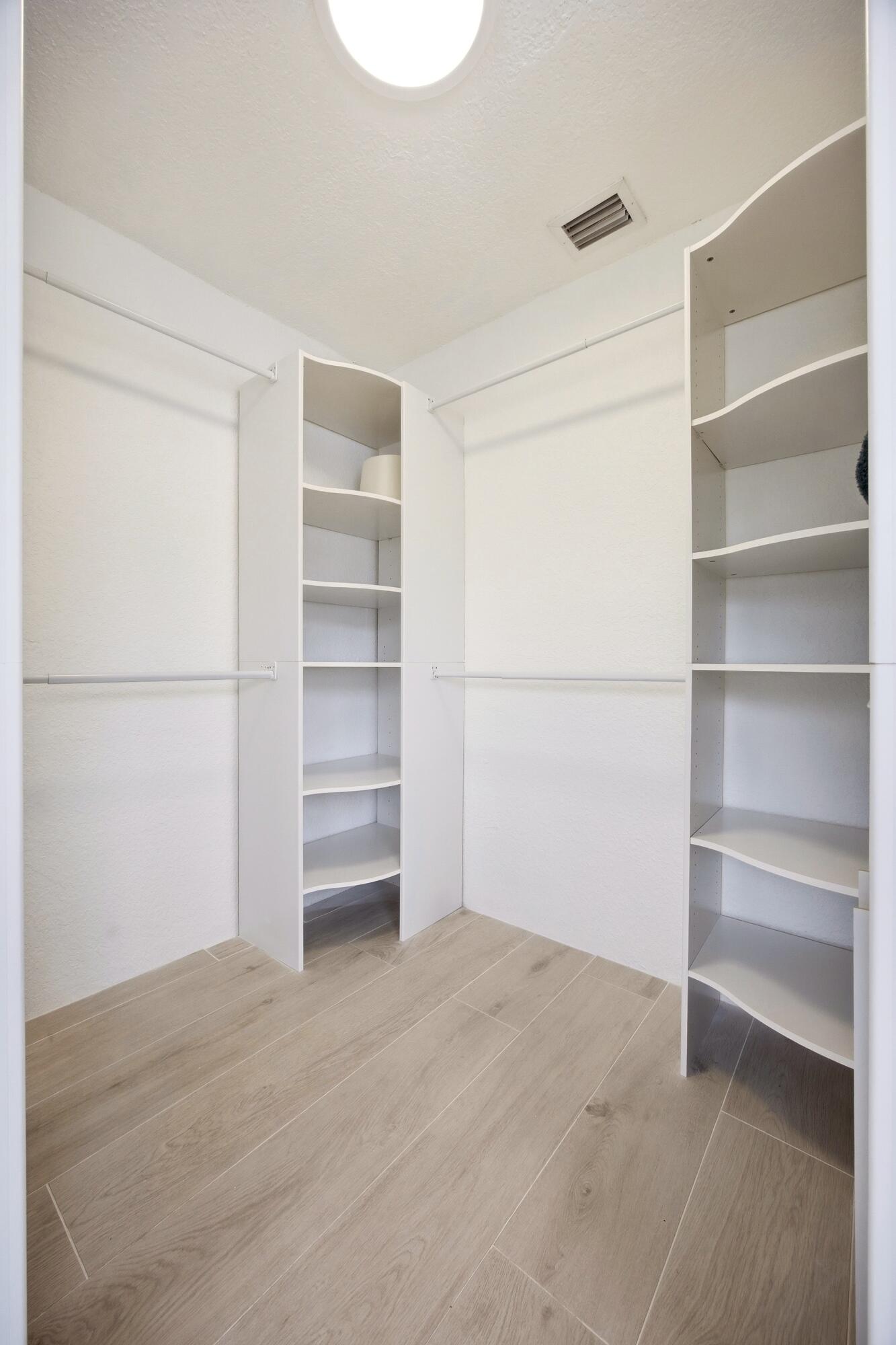 EASTWAY PARK SEC 3 - Residential