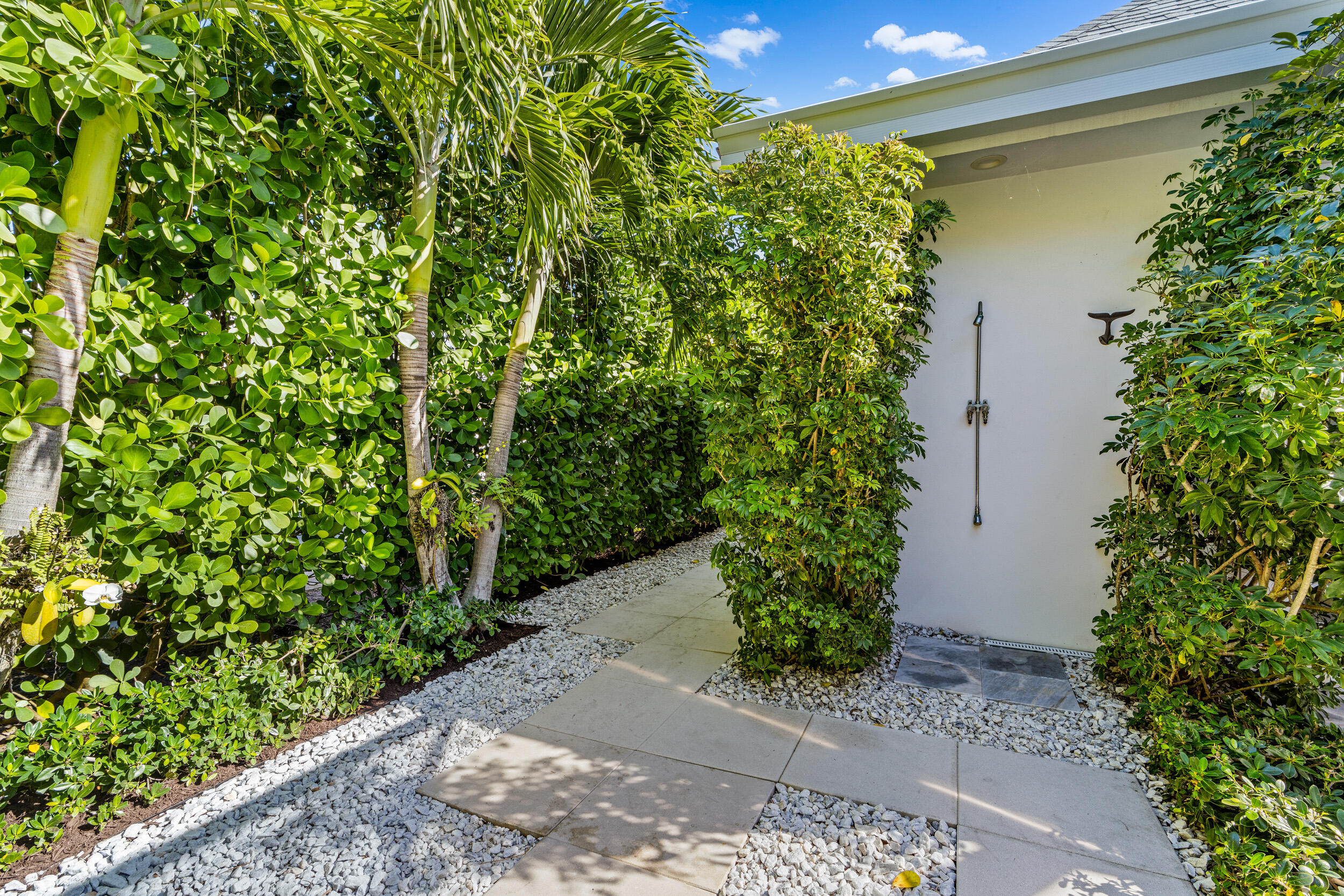 JUPITER INLET BEACH COLONY - Residential