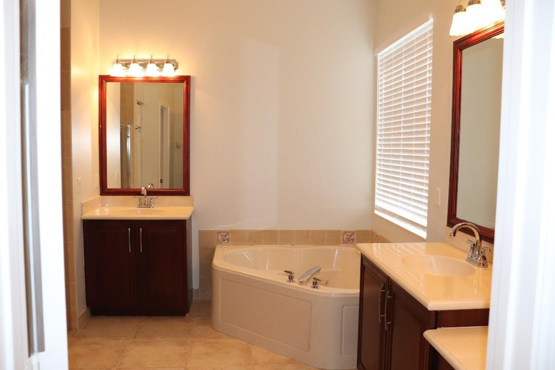 ISLES AT WESTON - Residential Lease