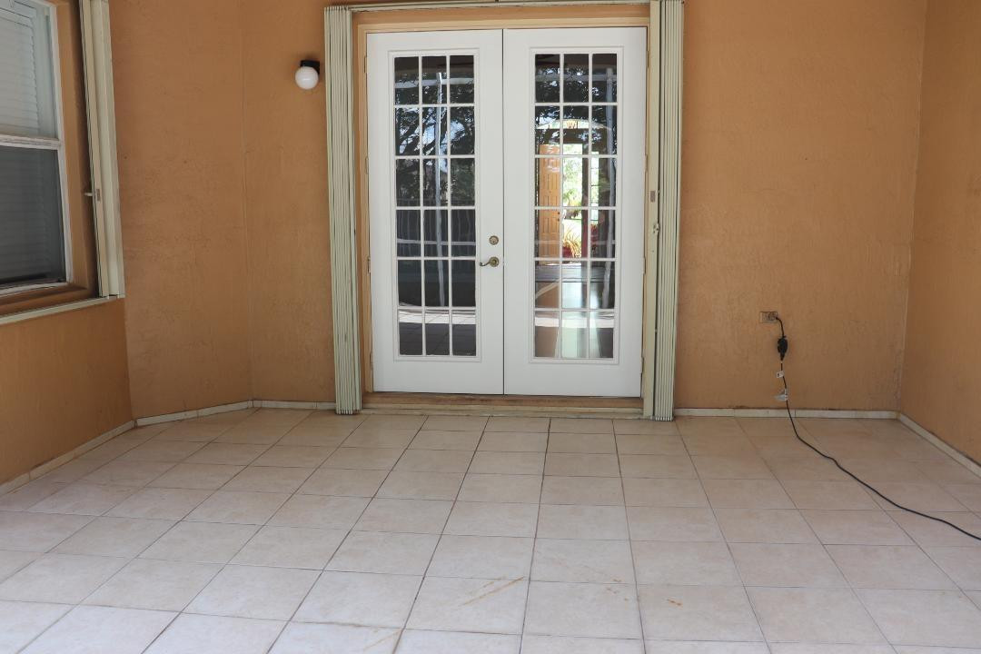 ISLES AT WESTON - Residential Lease