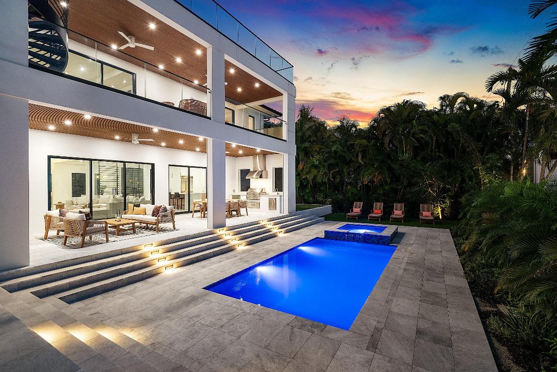 NORTH SHORE TERRACE PL 2 - Residential