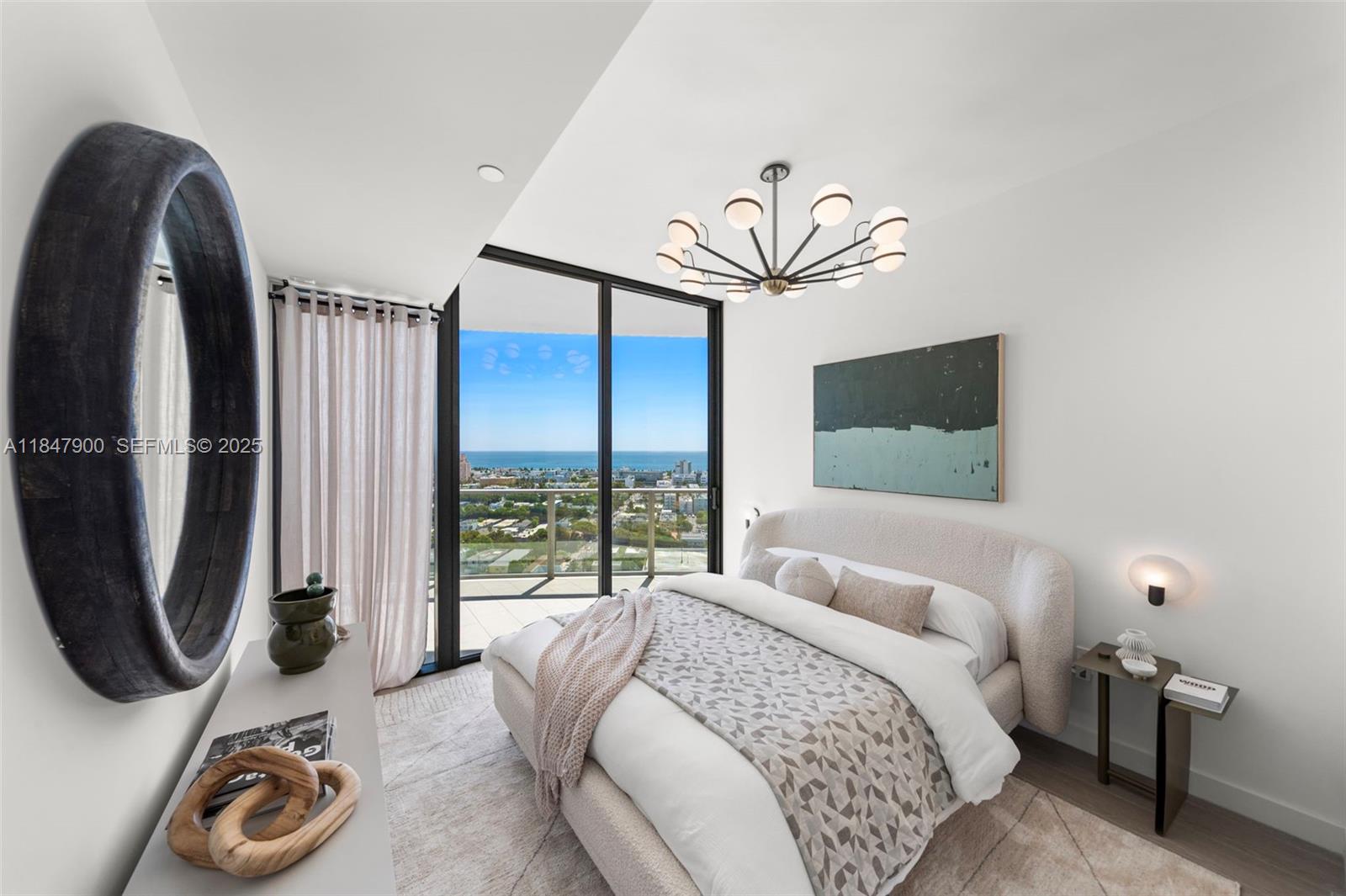 FIVE PARK - Residential