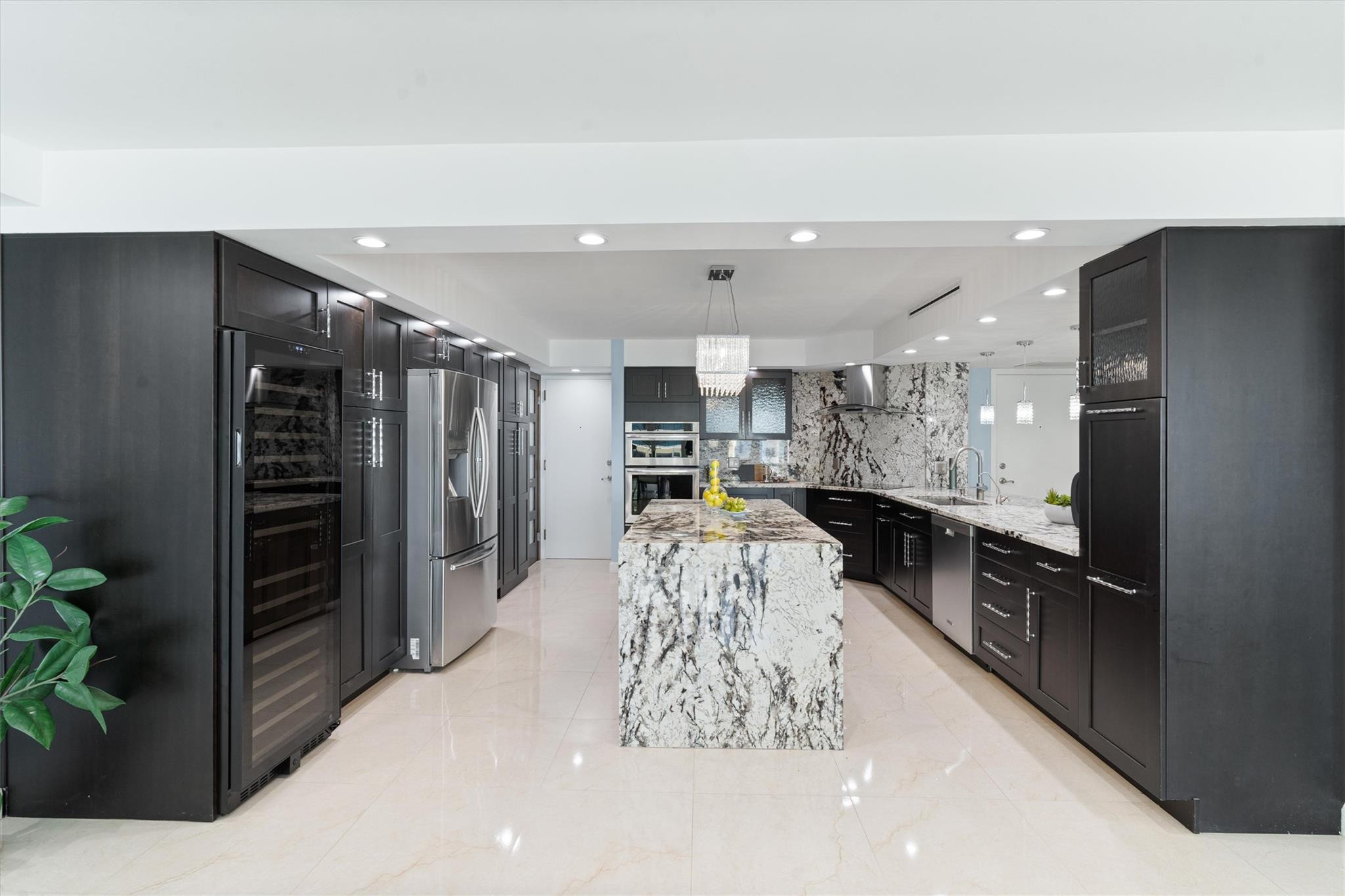 GALLEON CONDO - Residential Lease