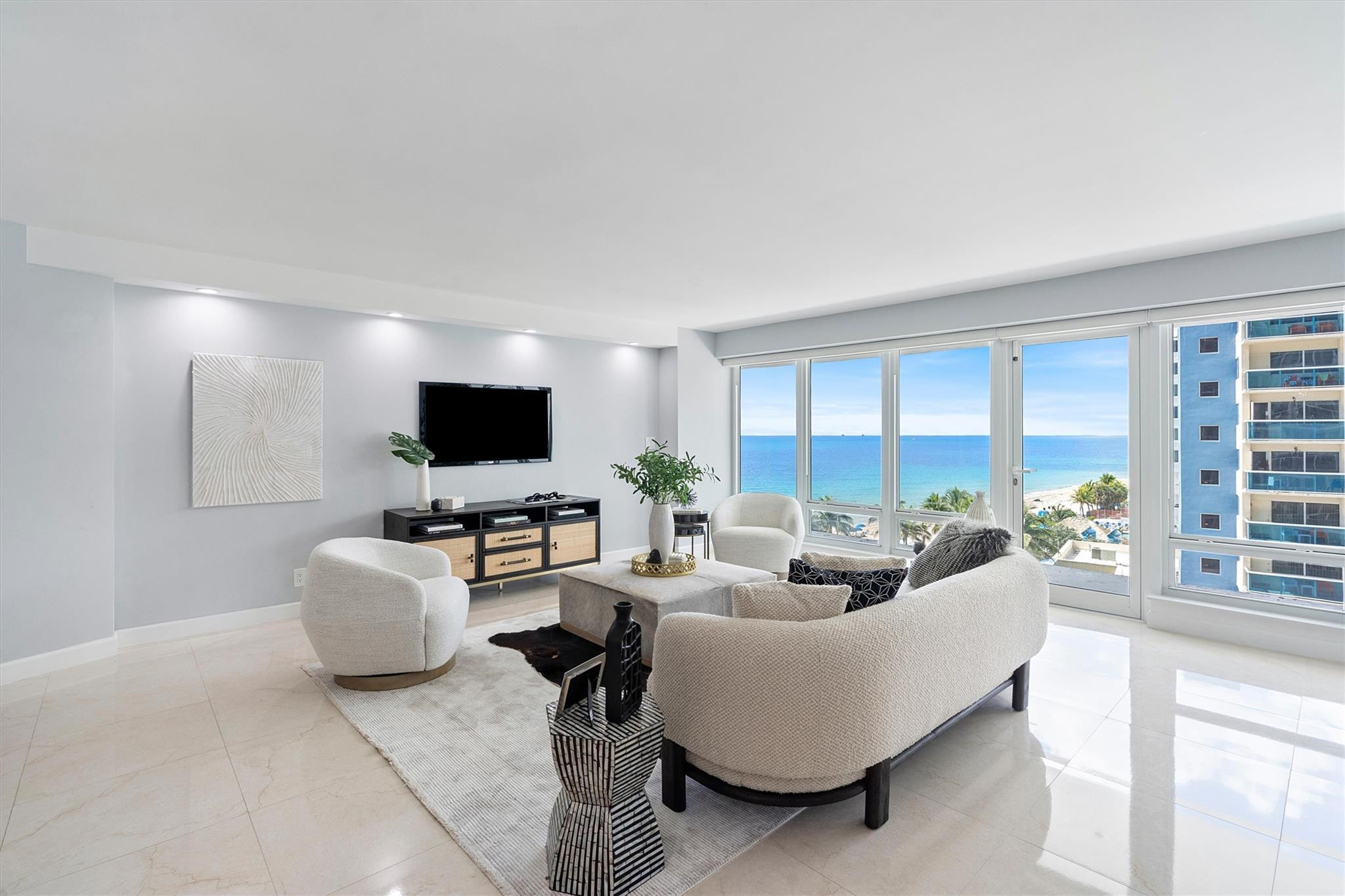 GALLEON CONDO - Residential Lease