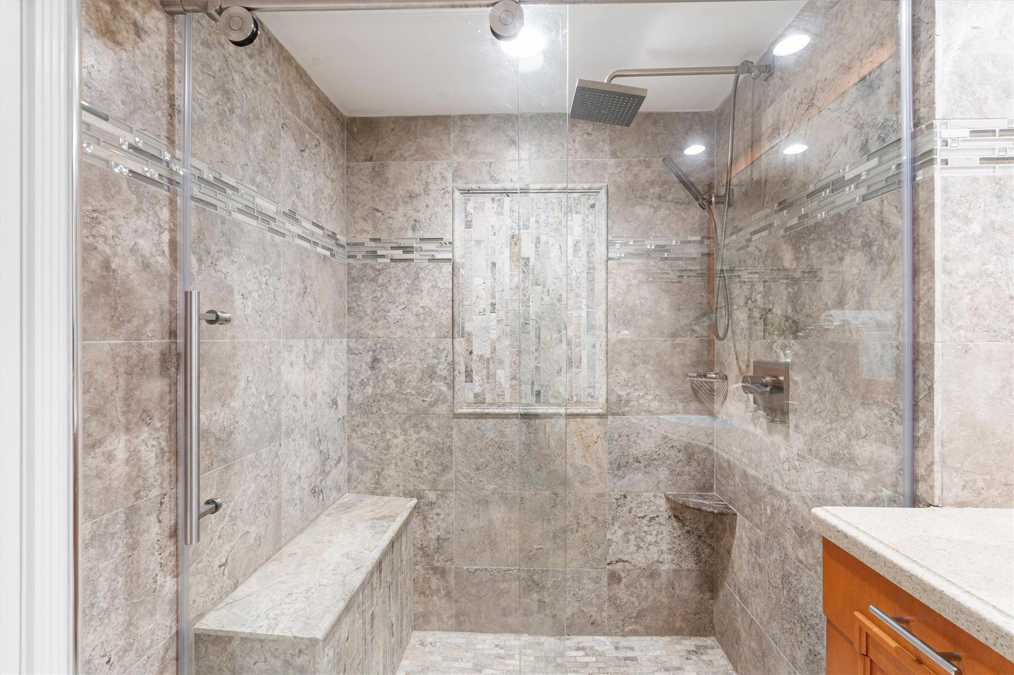 GALLEON CONDO - Residential Lease