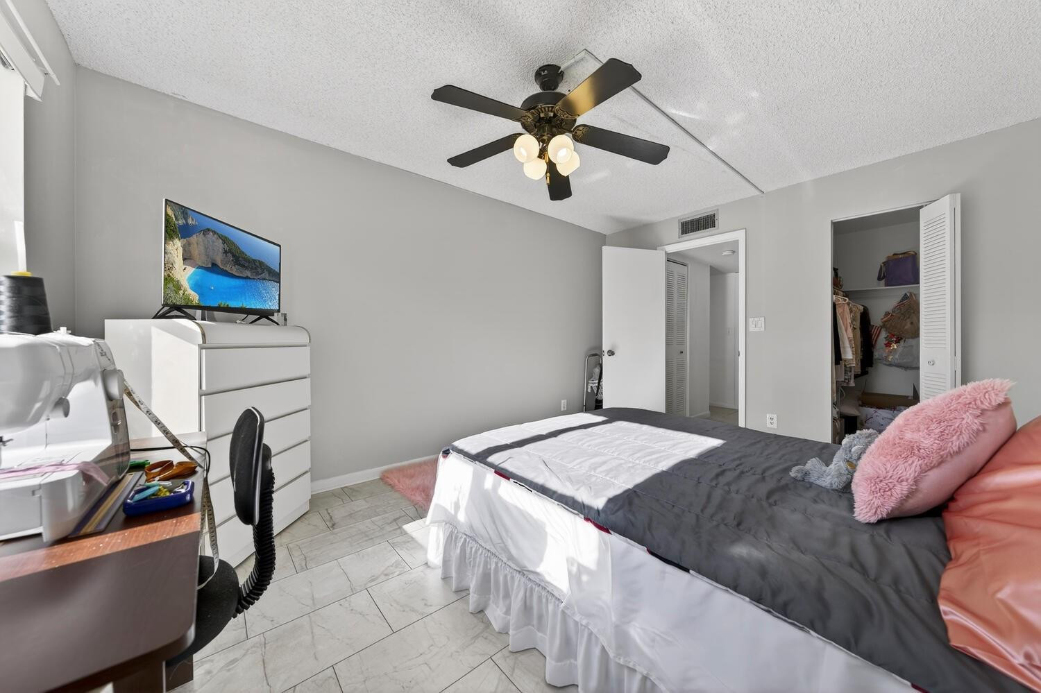 Sunrise Lakes Phase III - Residential