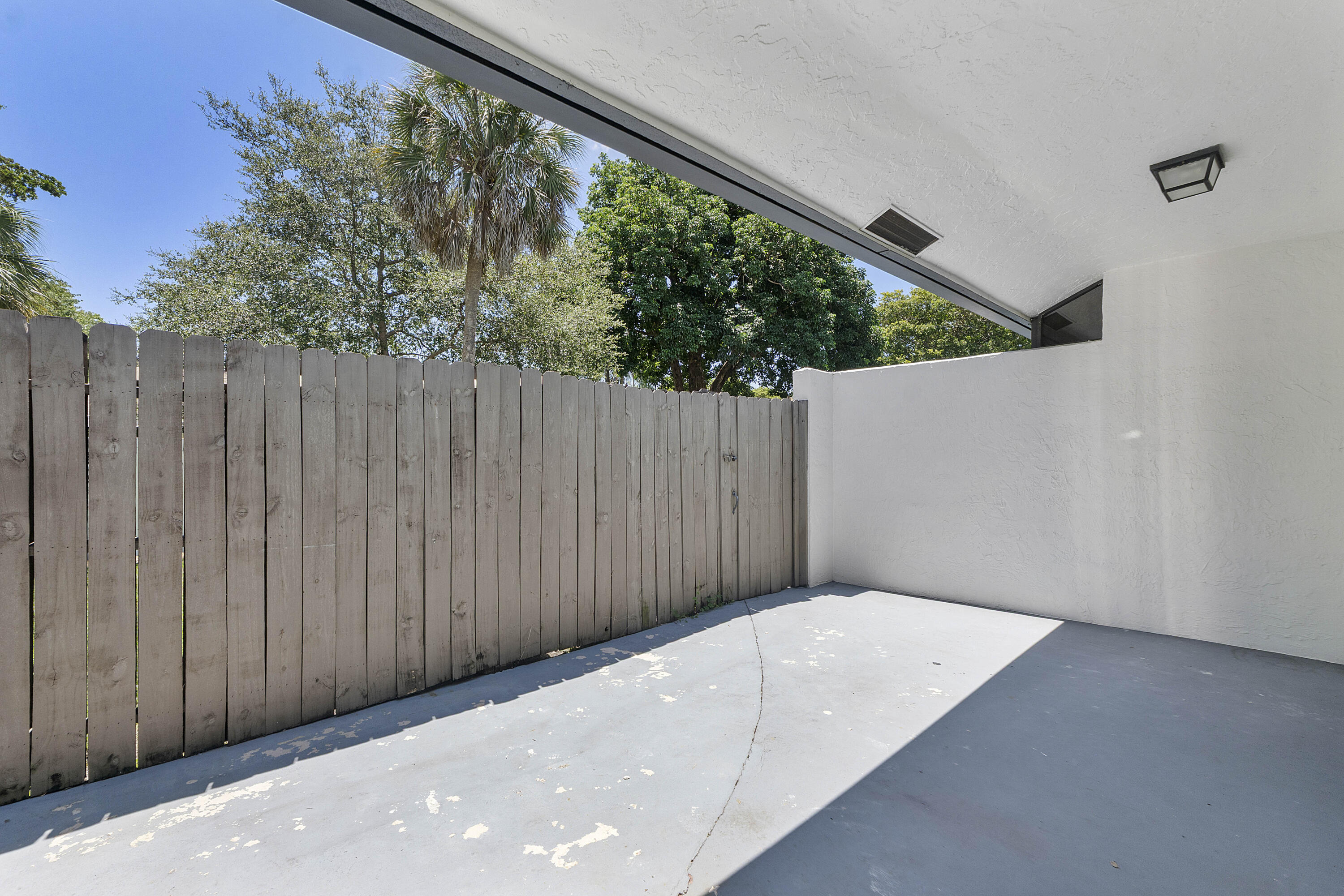 SANDALFOOT COVE SEC 10 - Residential